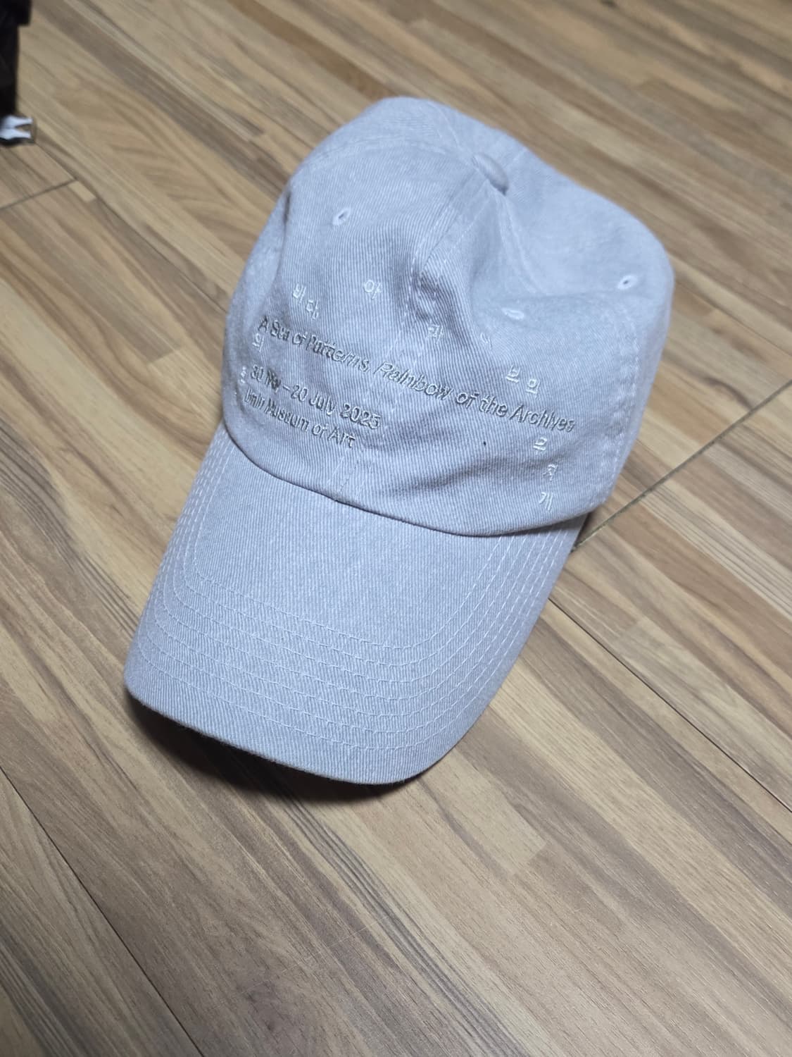 파프 일민 미술관 한정 볼캡 판매 포스트아카브팩션 상품이미지1