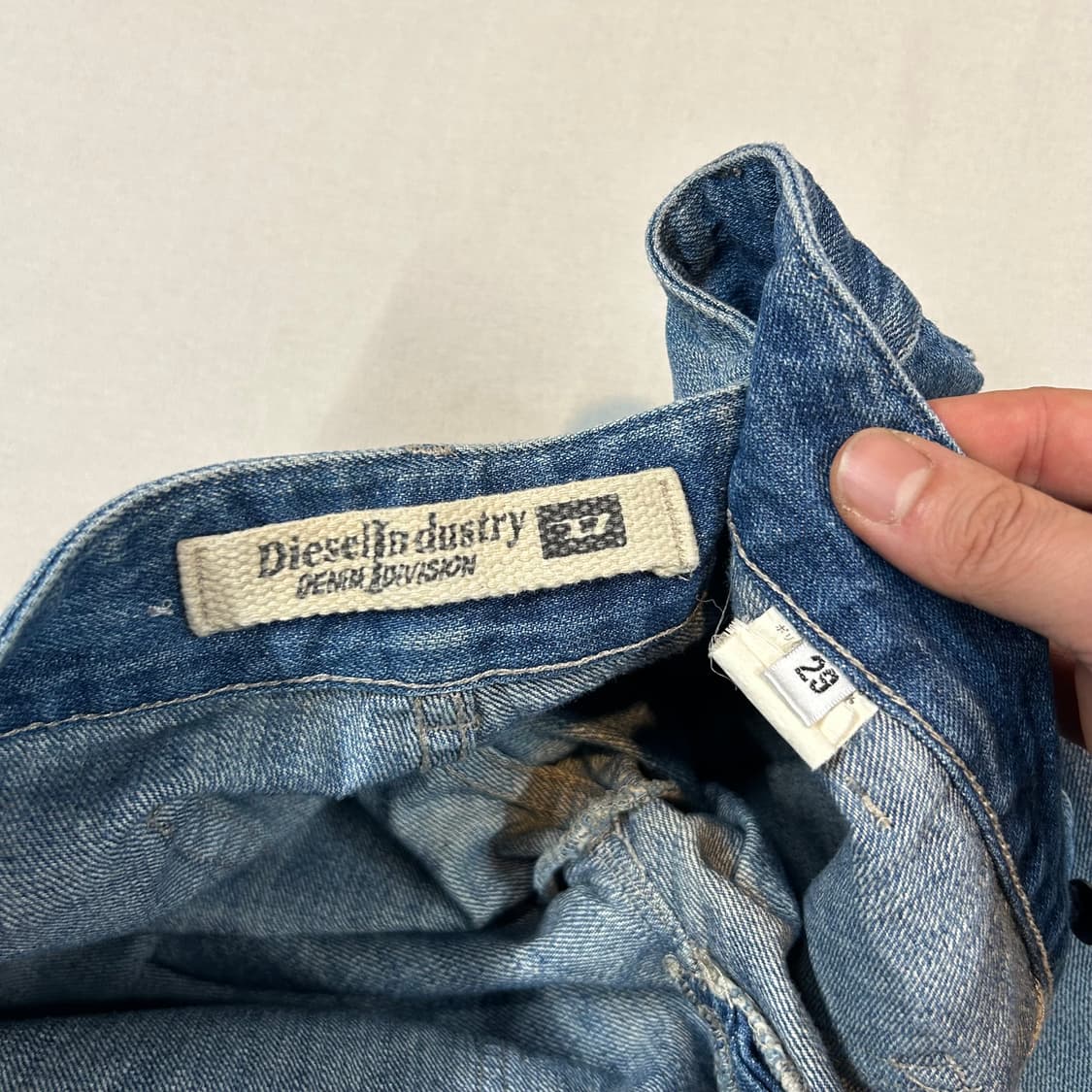 30inch) 디젤 DIESEL 로우라이즈 데님 청바지 상품이미지9