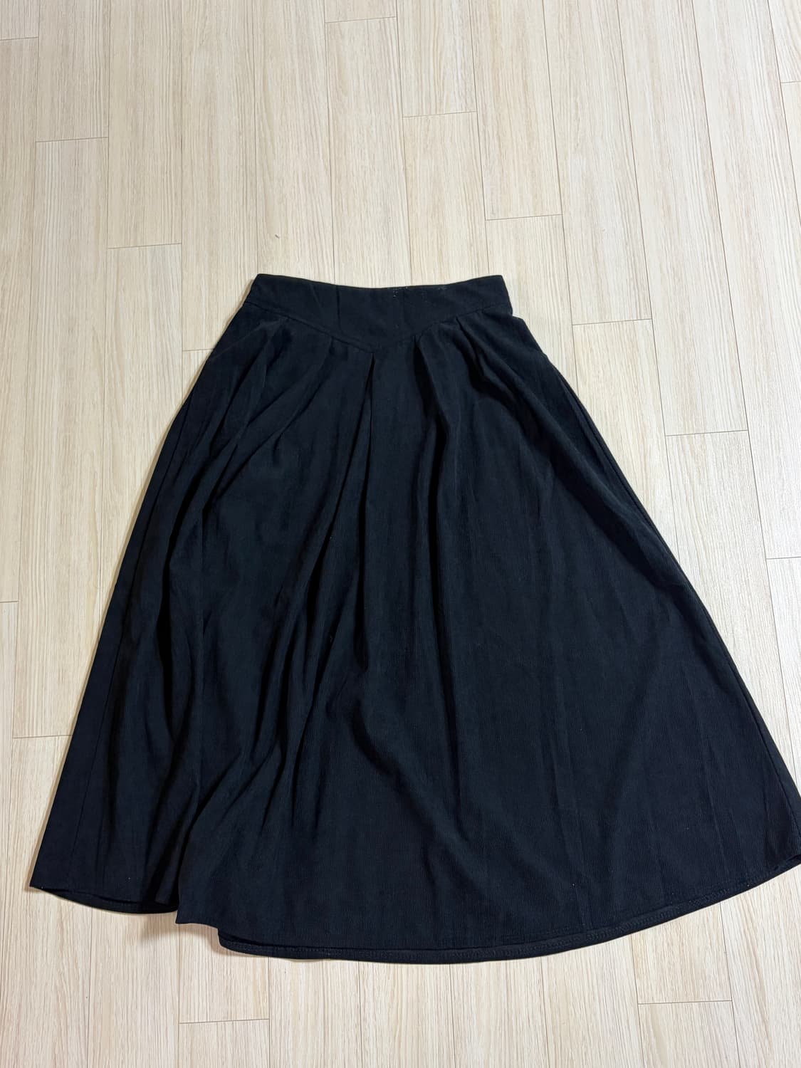 블랙 코듀로이 롱스커트 상품이미지1