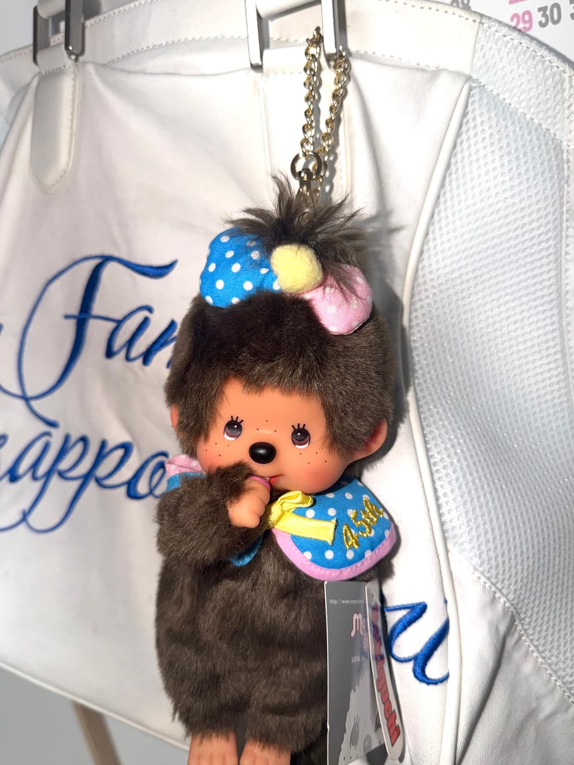 예약상품) 45주년 몬치치 망토 인형 키링 ✨🩵🩷 상품이미지4