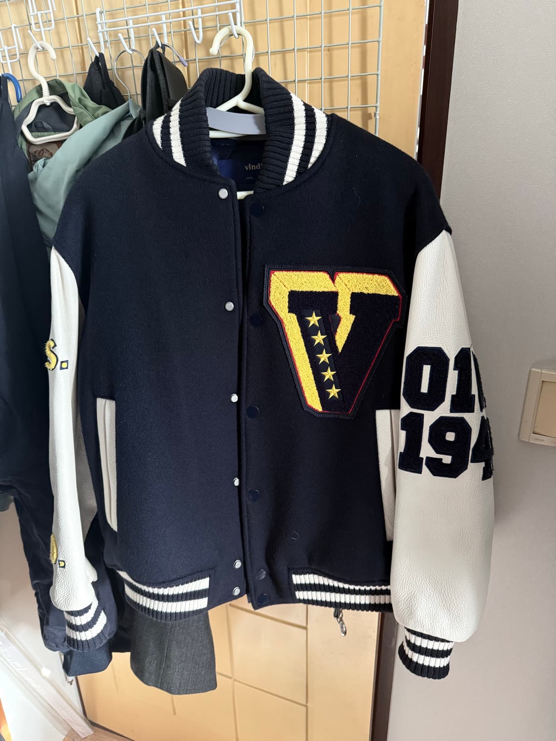 블라인드파일즈 바시티 자켓 1 상품이미지1