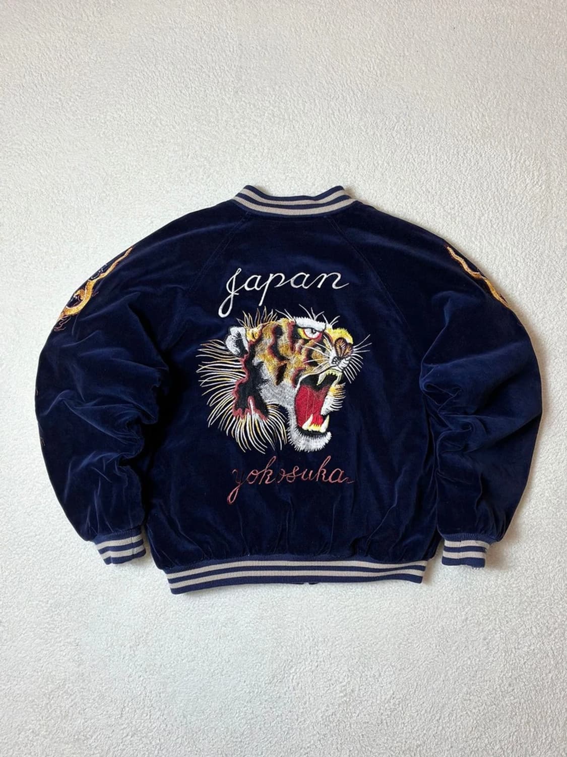 휴스턴 飛有棲屯 00's 벨벳 타이거 자수 스카잔 PN6315 상품이미지1