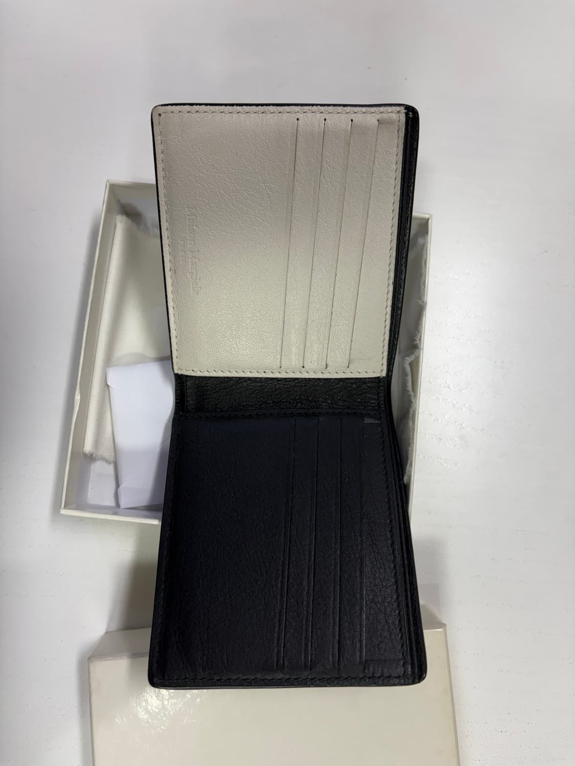 마르지엘라 투톤 반지갑 상품이미지3