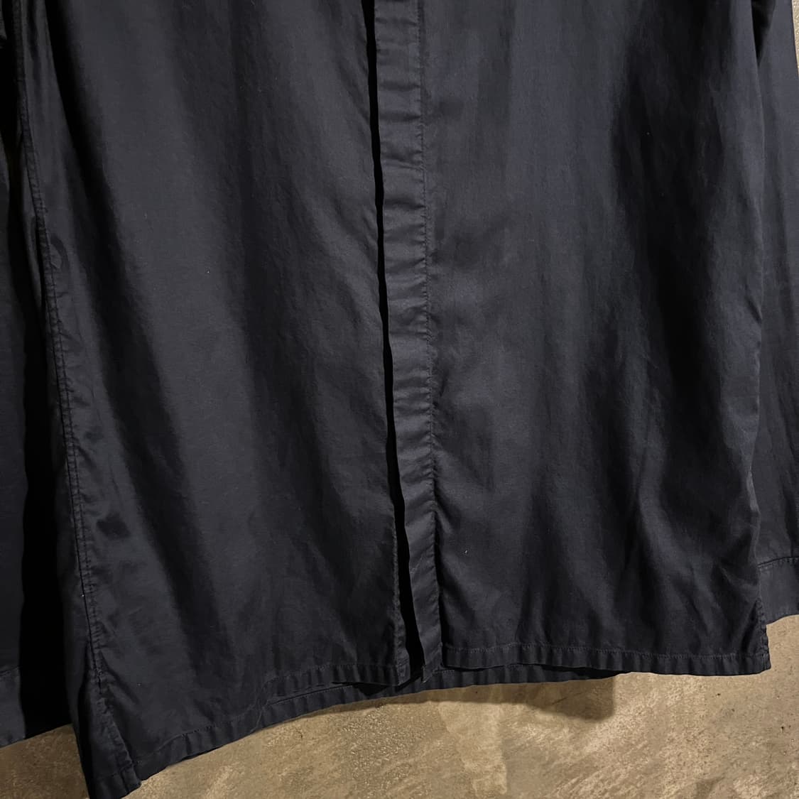 띠어리 헨리넥 셔츠 상품이미지3