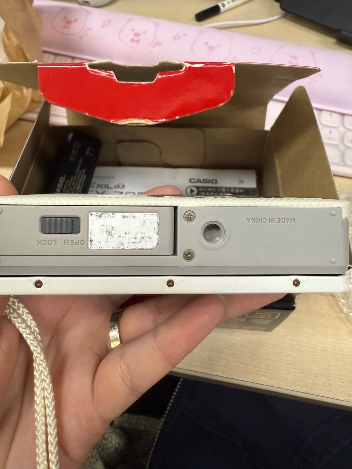 카시오 엑슬림 zr50 화이트 상태 좋움 상품이미지3