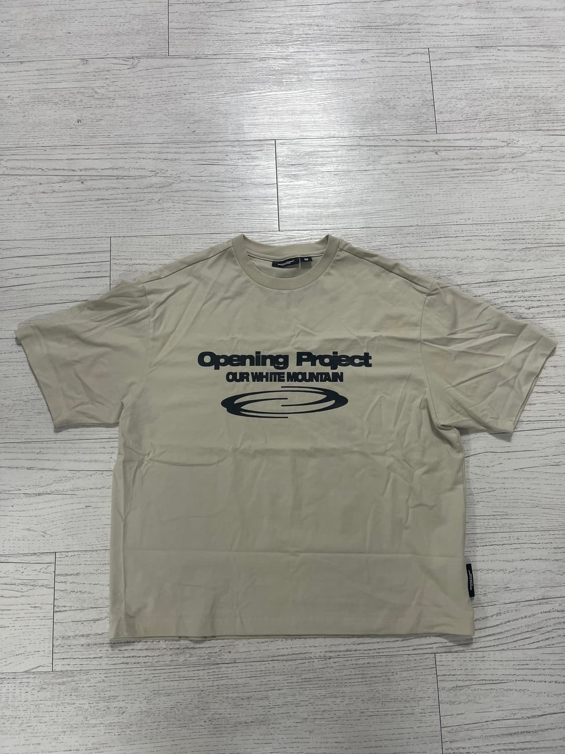 오프닝 프로젝트 Identity T Shirt - Ecru 상품이미지1