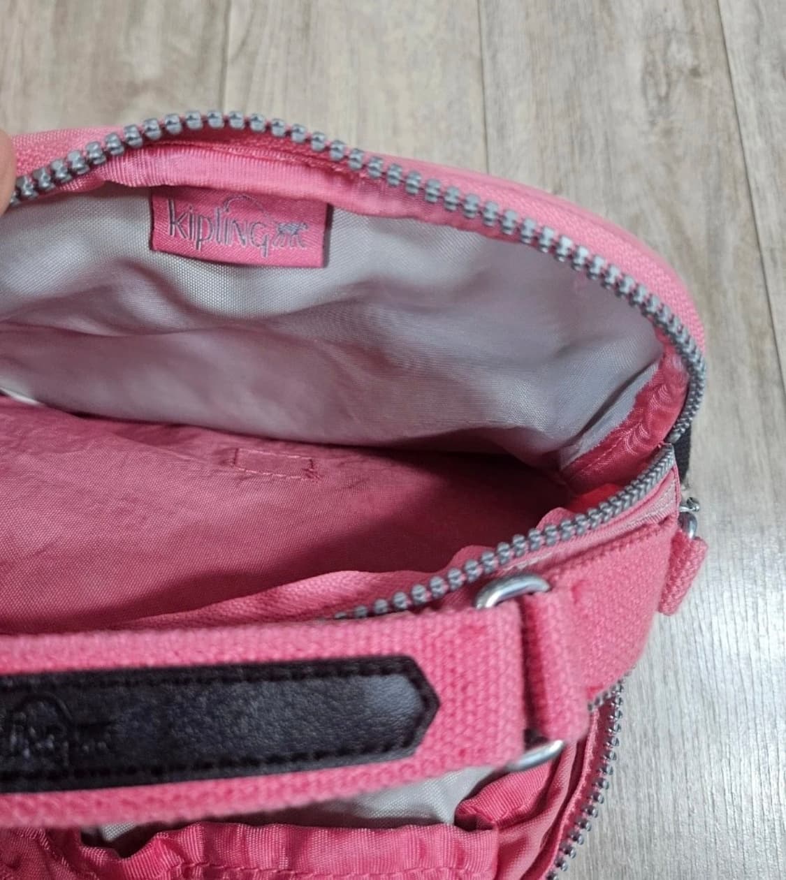 키플링 미니 크로스백 / 키플링 크로스백 / 키플링 가방 / 키플링백팩 상품이미지4