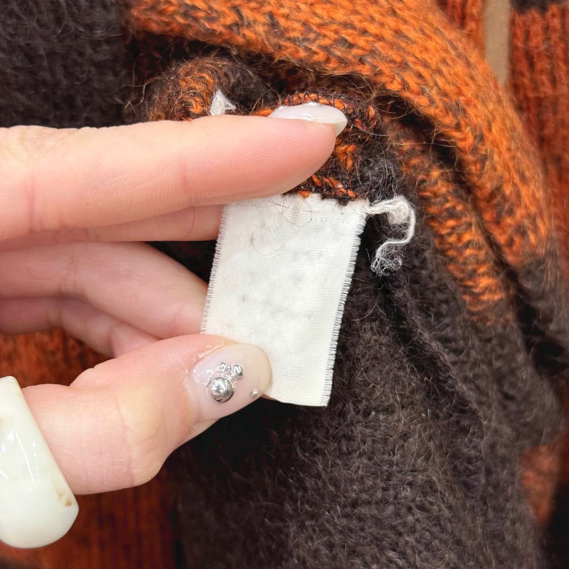 시스템 니트 가디건 스트라이프 숄카라 버튼 디테일 오렌지 브라운 배색 상품이미지9