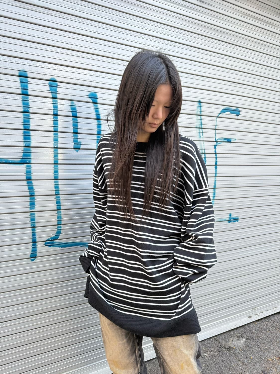 준지 스트라이프 패턴 오버핏 니트 롱 슬리브 상품이미지7