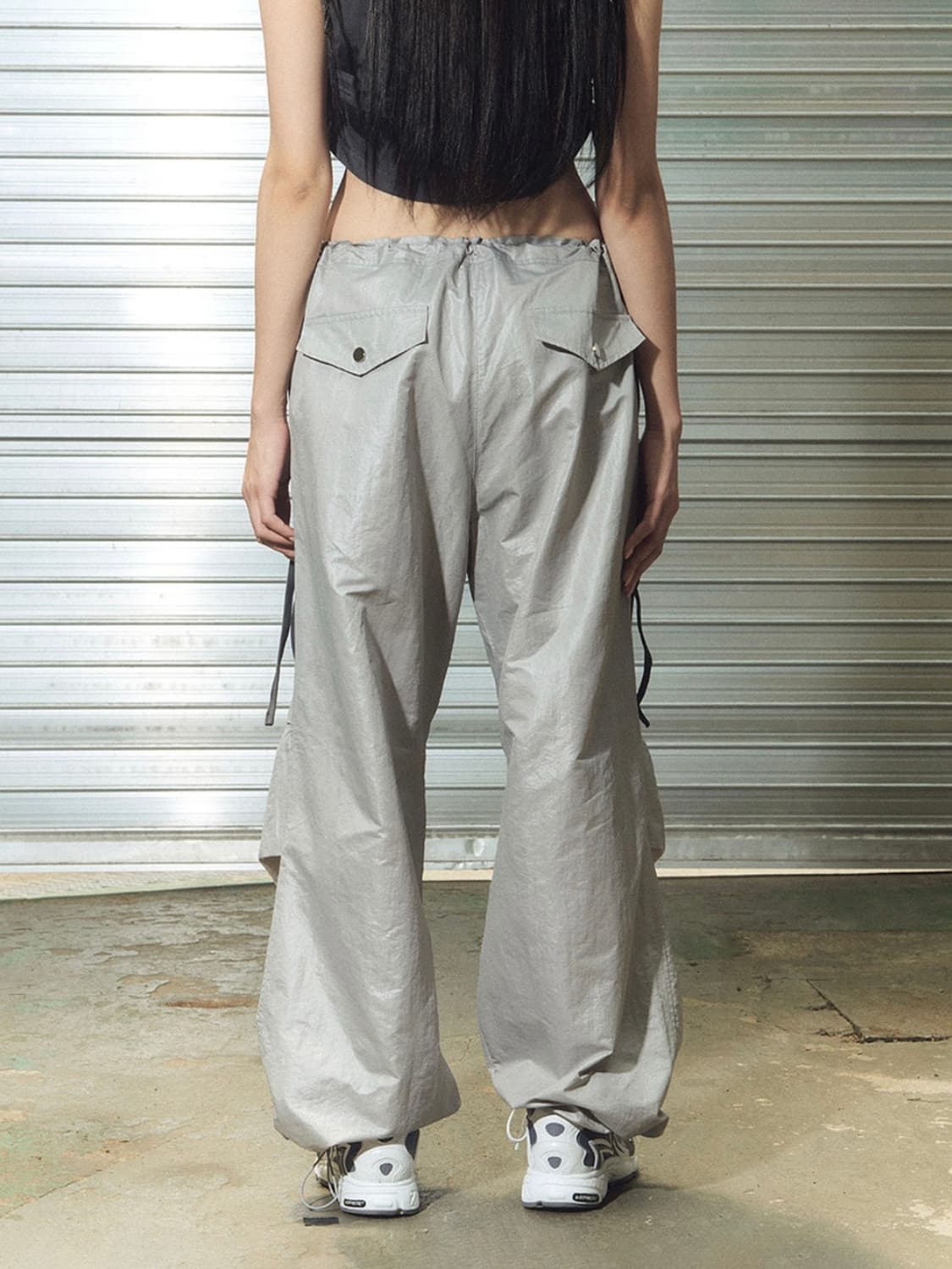 체리퀴리 조거팬츠 glossy snap jogger pt - white 상품이미지3