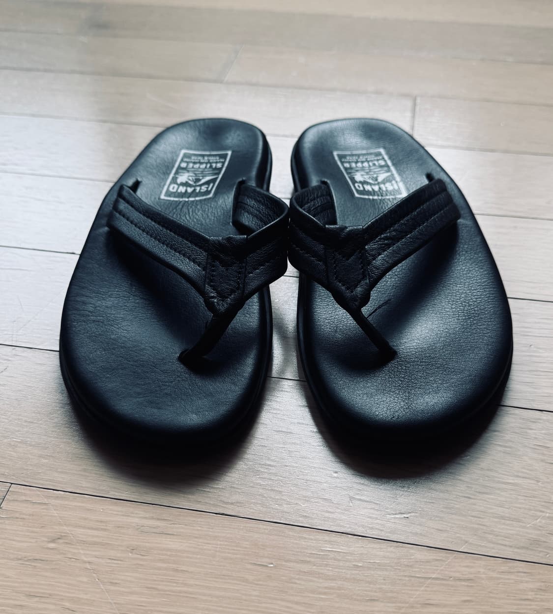 아이슬랜드 슬리퍼 CLASSIC LEATHER BLACK 상품이미지5