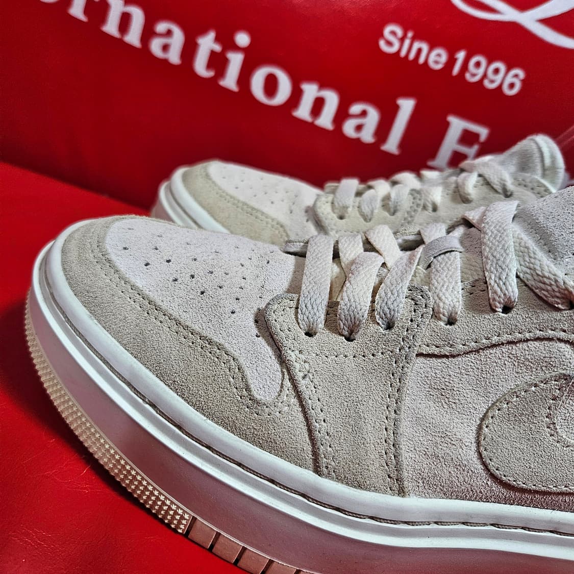 나이키 조던1 엘리베이트 코코넛밀크 235 size
 상품이미지5