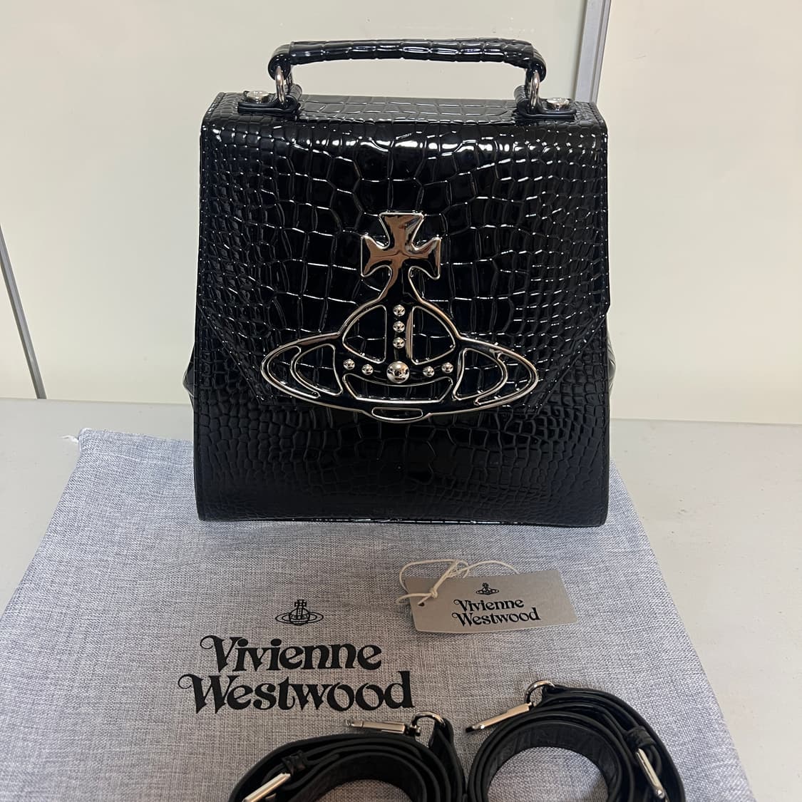 비비안웨스트우드 미디움 백팩 상품이미지3