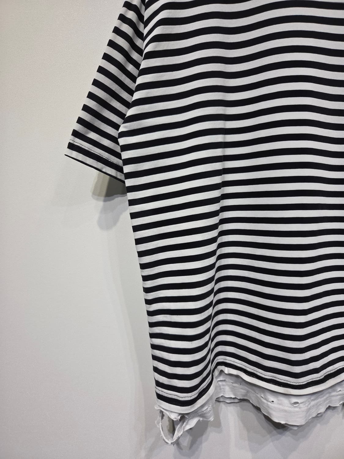 라이프워크 라독 스트라이프 레이어드 데미지 오버핏 반팔 상품이미지4