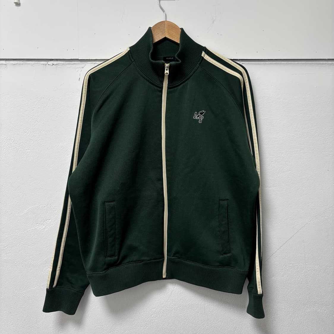 아베크롬비 딥그린 트랙탑 상품이미지1