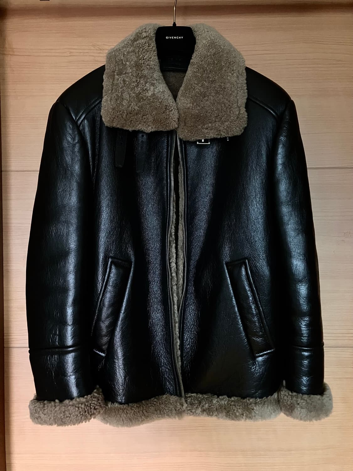 프라다 오버사이즈 무스탕 상품이미지7