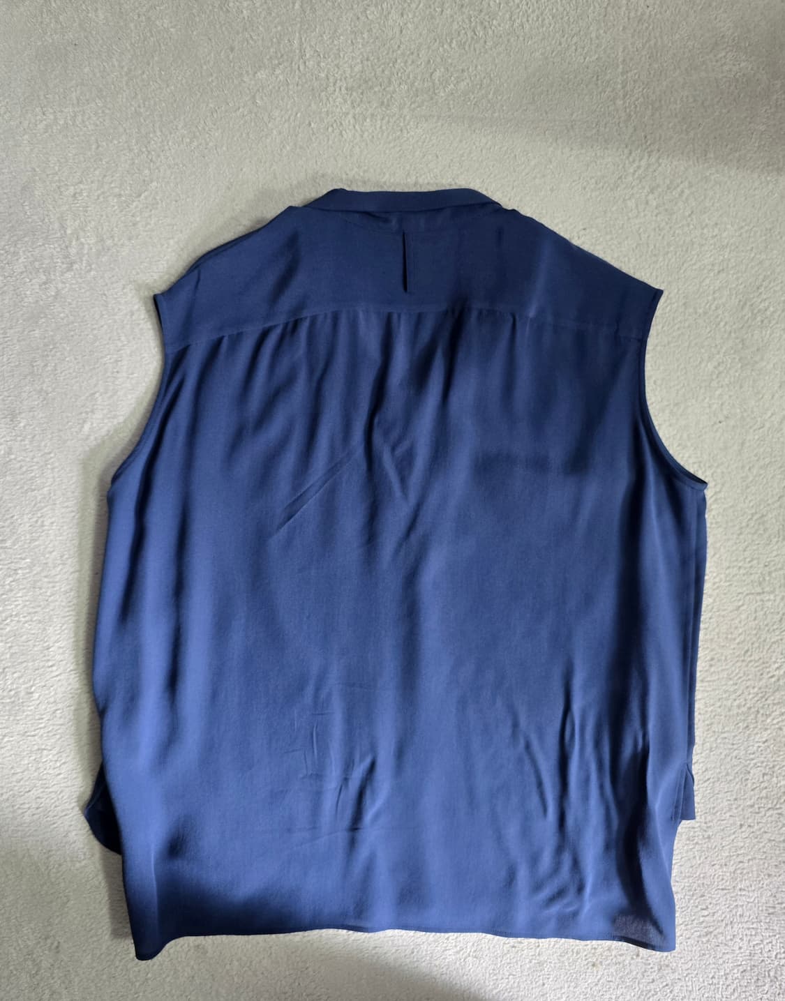 Hermes 에르메스 블루 실크 슬리브리스 블라우스 36 상품이미지4