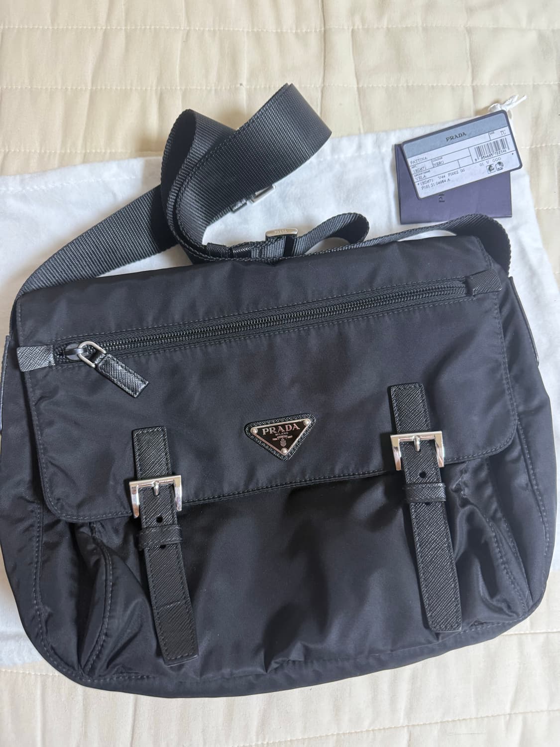 프라다 크로스백 블랙 메신저백 1BD671 상품이미지1