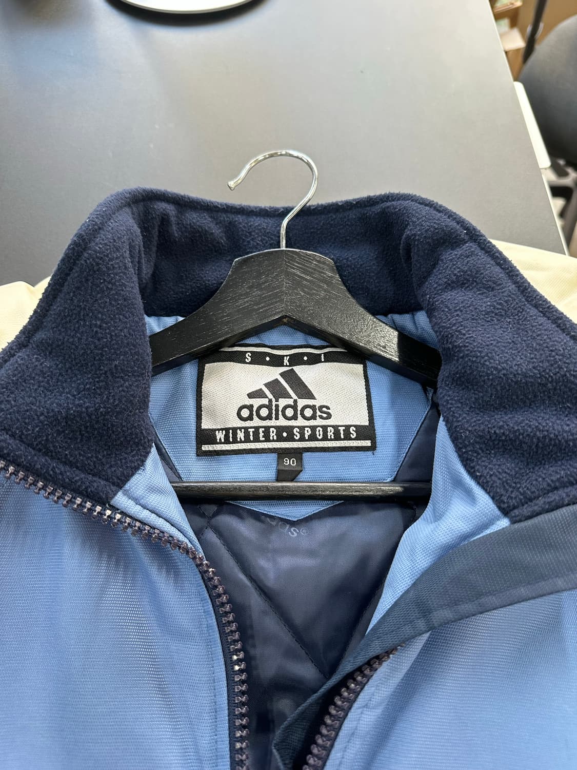 아디다스 90s올드스쿨 아노락스키점퍼 소라 상품이미지7