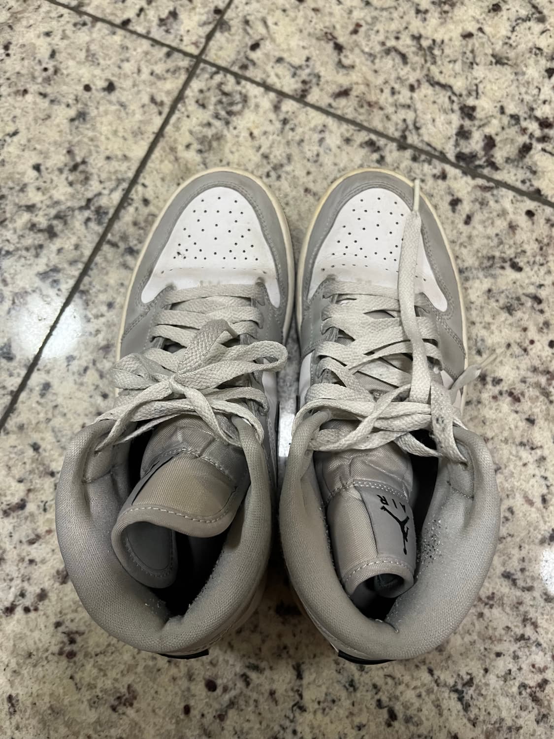 (W) Jordan 1 Mid Grey Fog 조던 미드 그레이 포그 상품이미지2