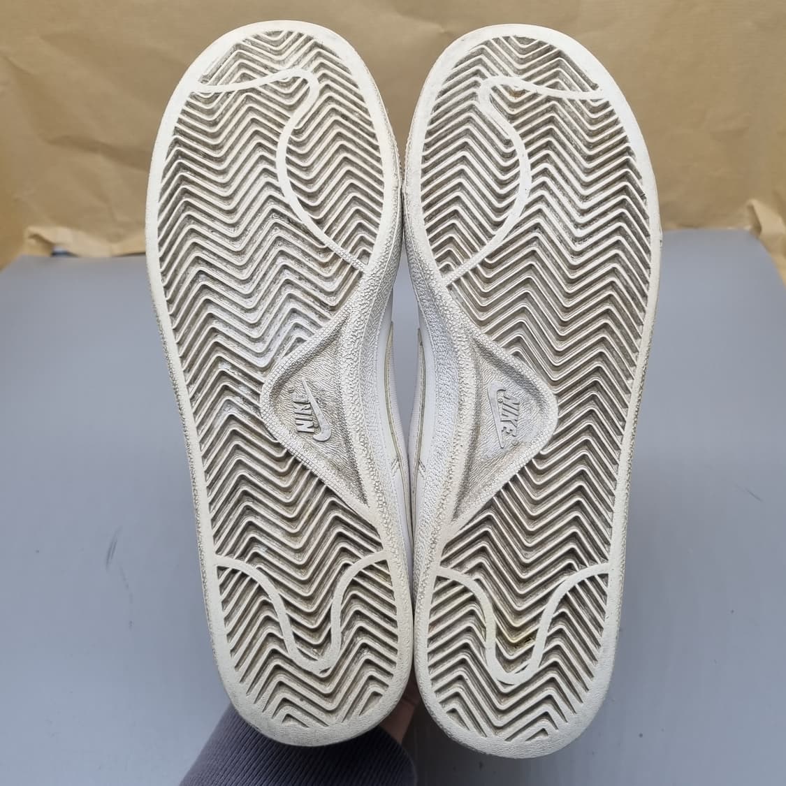 나이키 코트로얄2 스니커즈255 상품이미지3