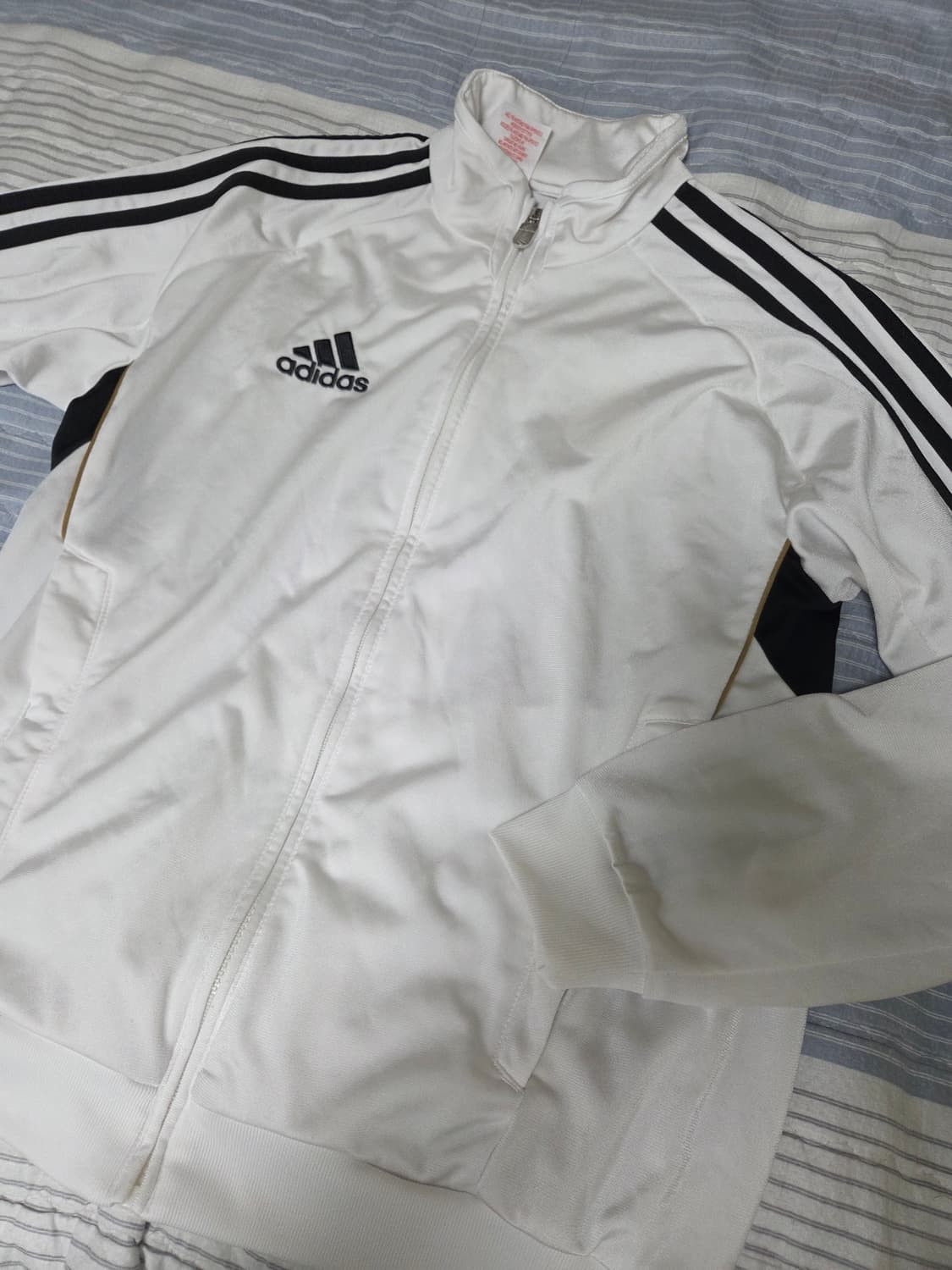 아디다스 레알마드리드 져지(였던) 흰검져지 상품이미지1