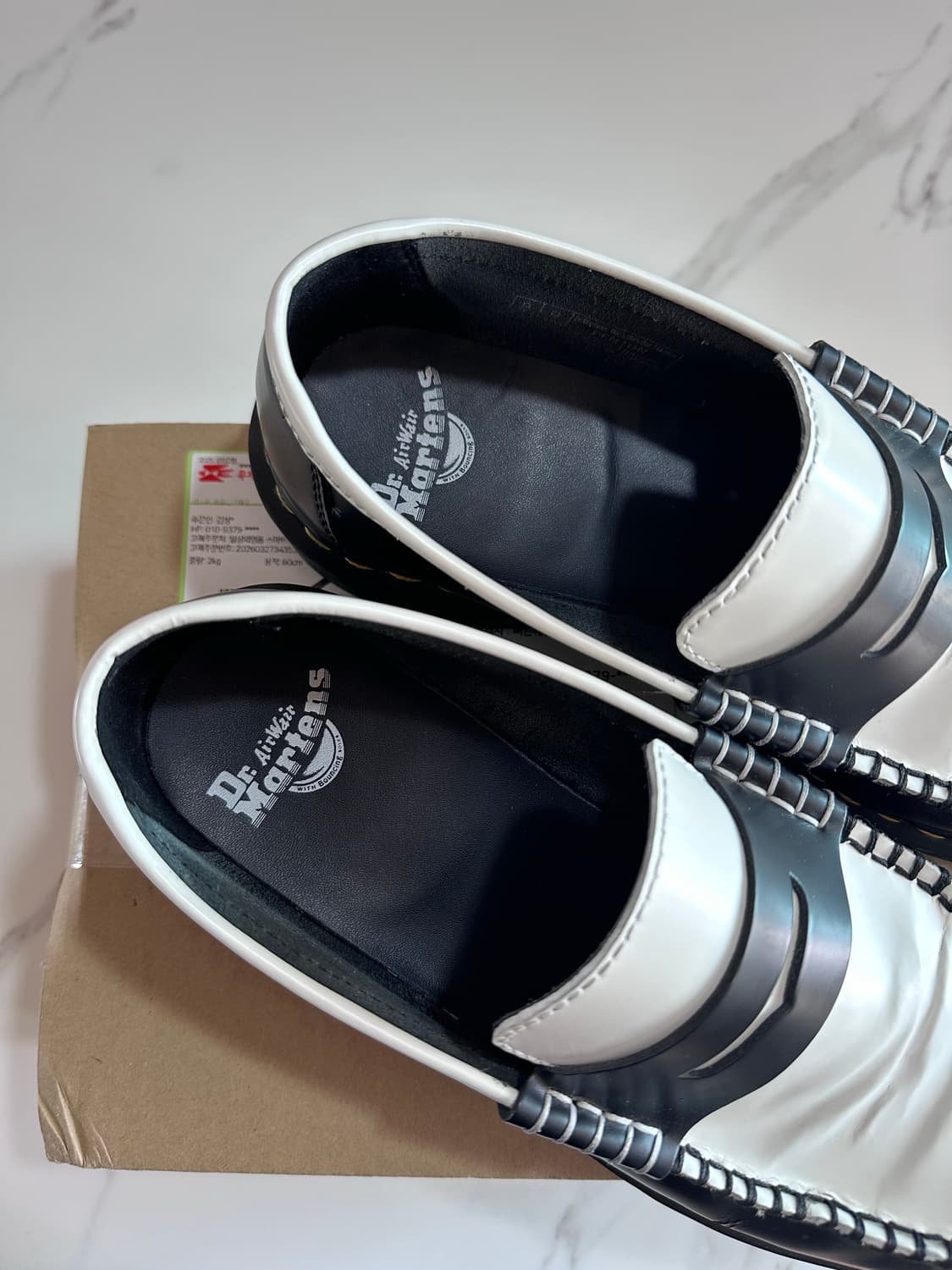 270 닥터마틴 펜톤 검흰 로퍼 상품이미지2