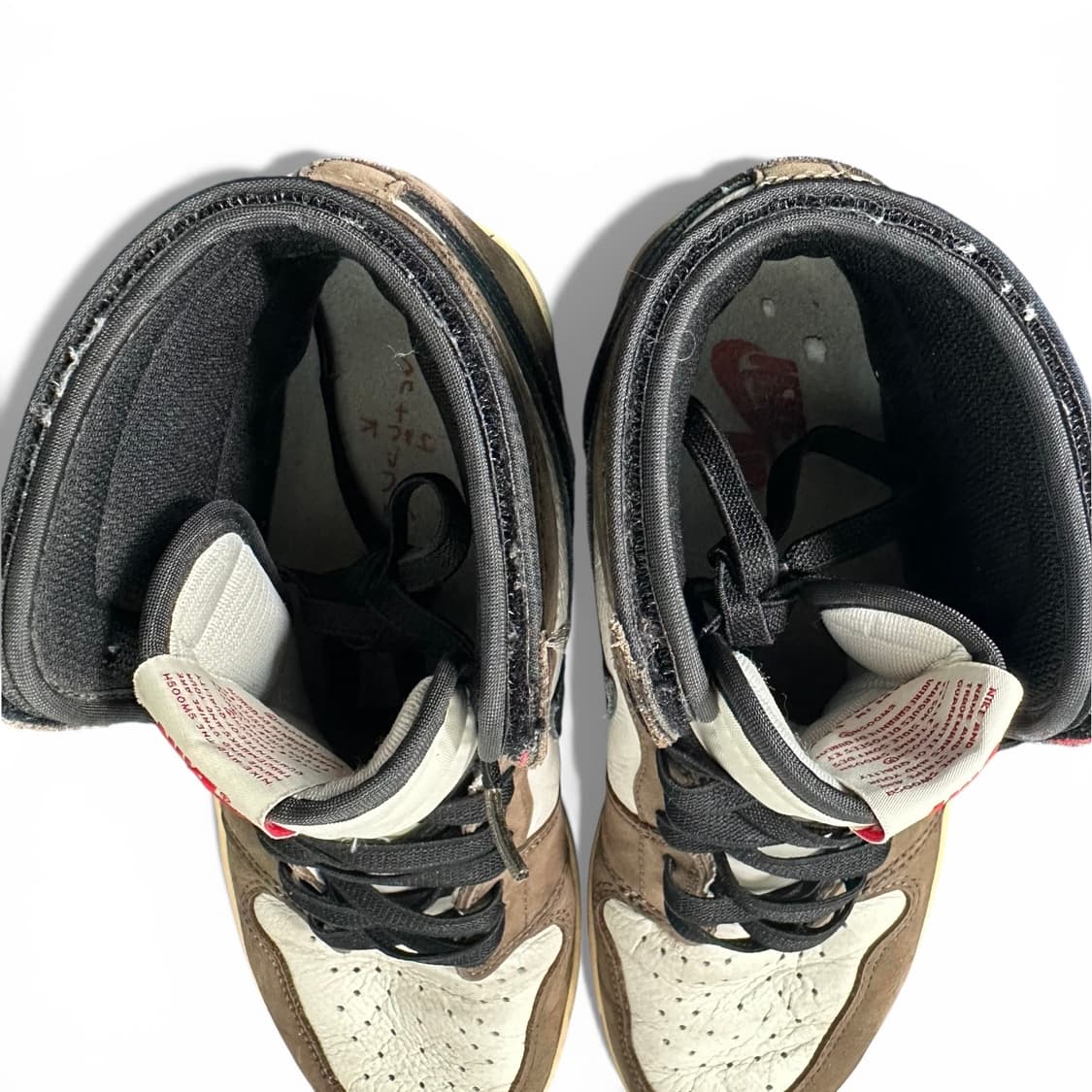 나이키 에어 조던 1 트래비스 스캇 모카 하이 275mm 상품이미지4