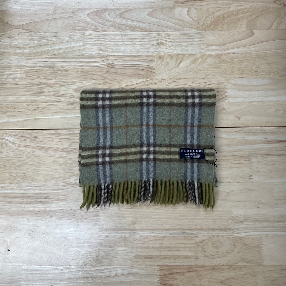 버버리 정품 캐시미어 머플러 카키 상품이미지4