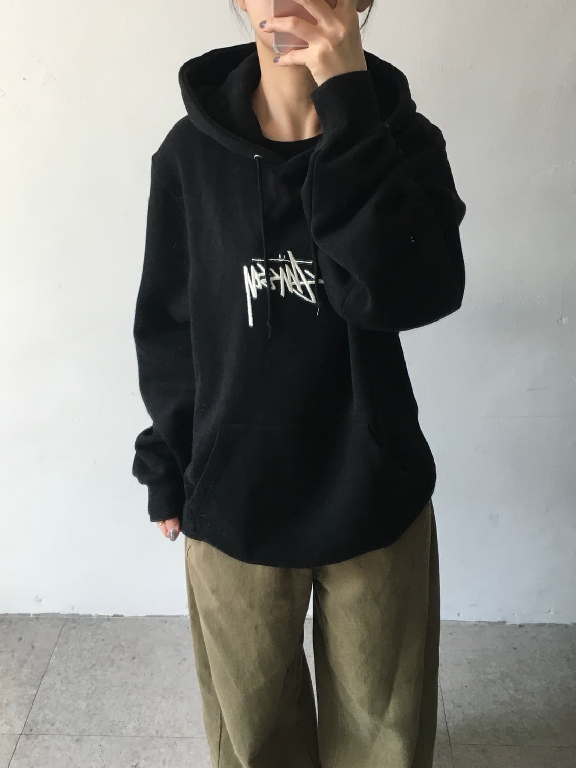 스투시 스탁로고 후드티 상품이미지1