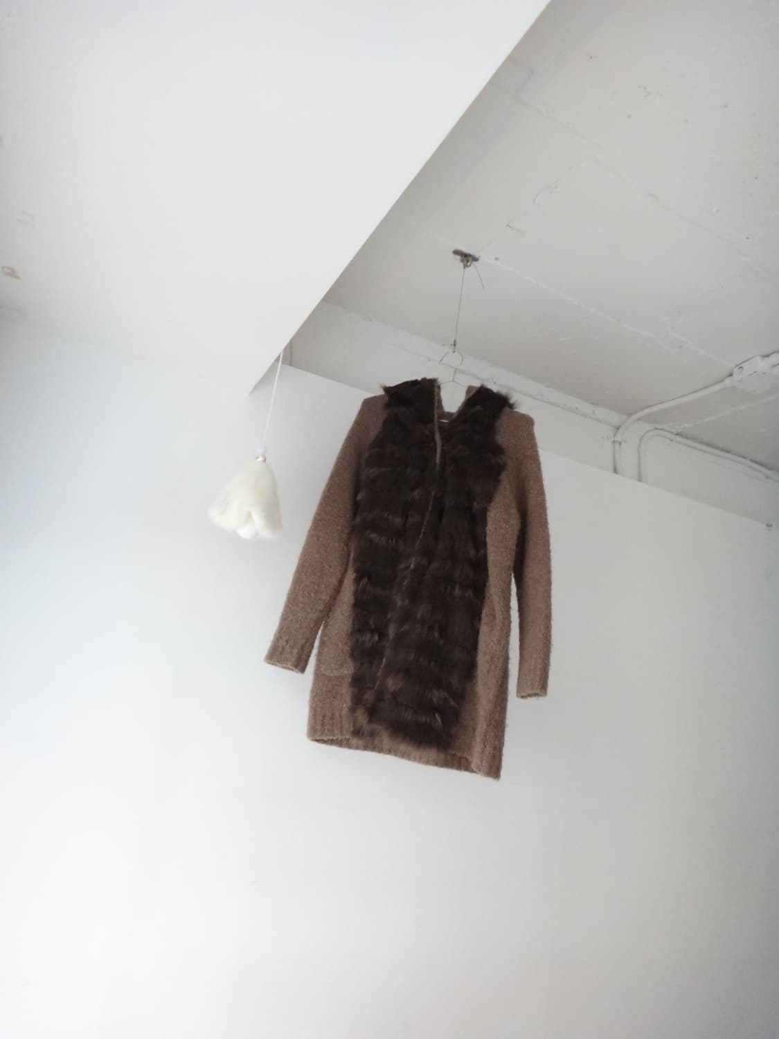 Front fur mix hoody cardigan / brown 상품이미지1