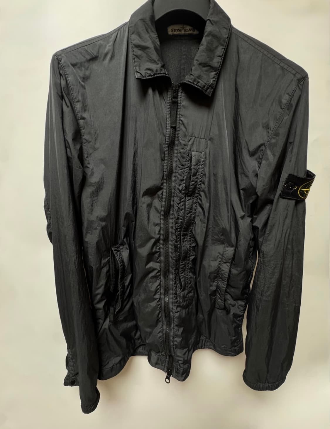 스톤아일랜드 크링클랩스 나일론 자켓 블랙 100 M 상품이미지1