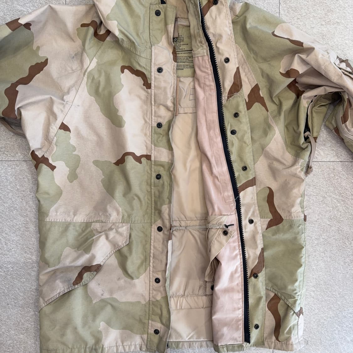 미군 ECWCS 데저트 카모 고어텍스 파카 상품이미지4