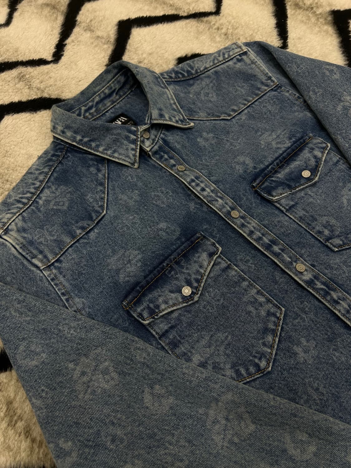 [한국L]ZARA 릴렉스드 핏 모노그램 패턴 헤비 데님셔츠 상품이미지1