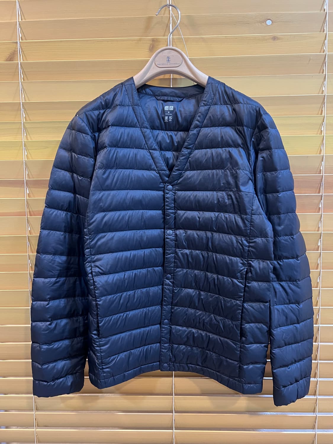 유니클로 남여공용 네이비 다운패딩점퍼 경량패딩점퍼 상품이미지2