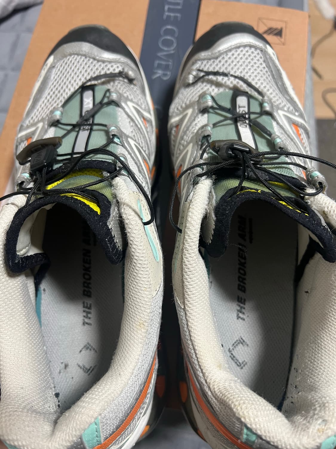 살로몬 더브로큰암 xt-quest uk10 상품이미지5