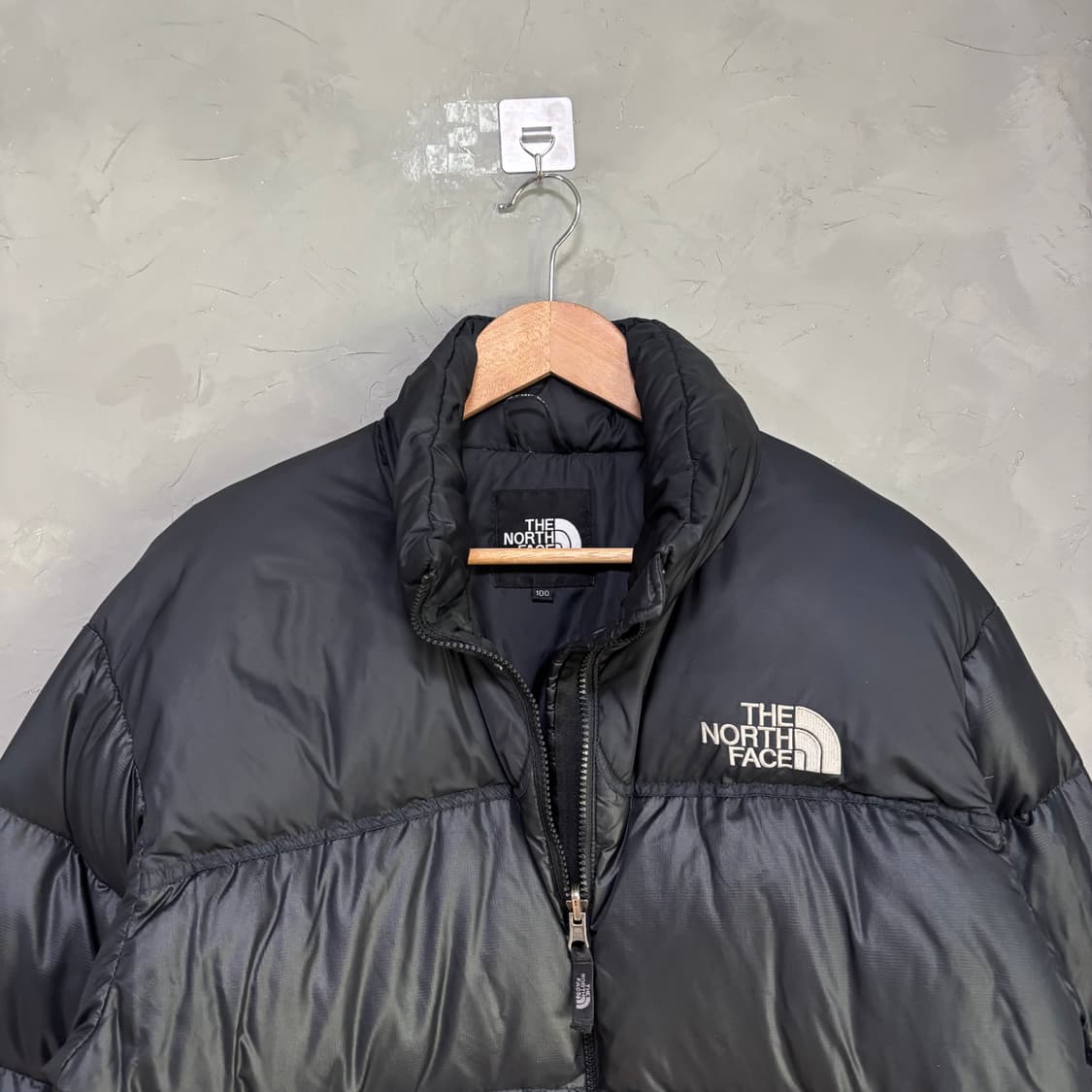 노스페이스 700 눕시 구스다운 패딩 블랙 상품이미지2