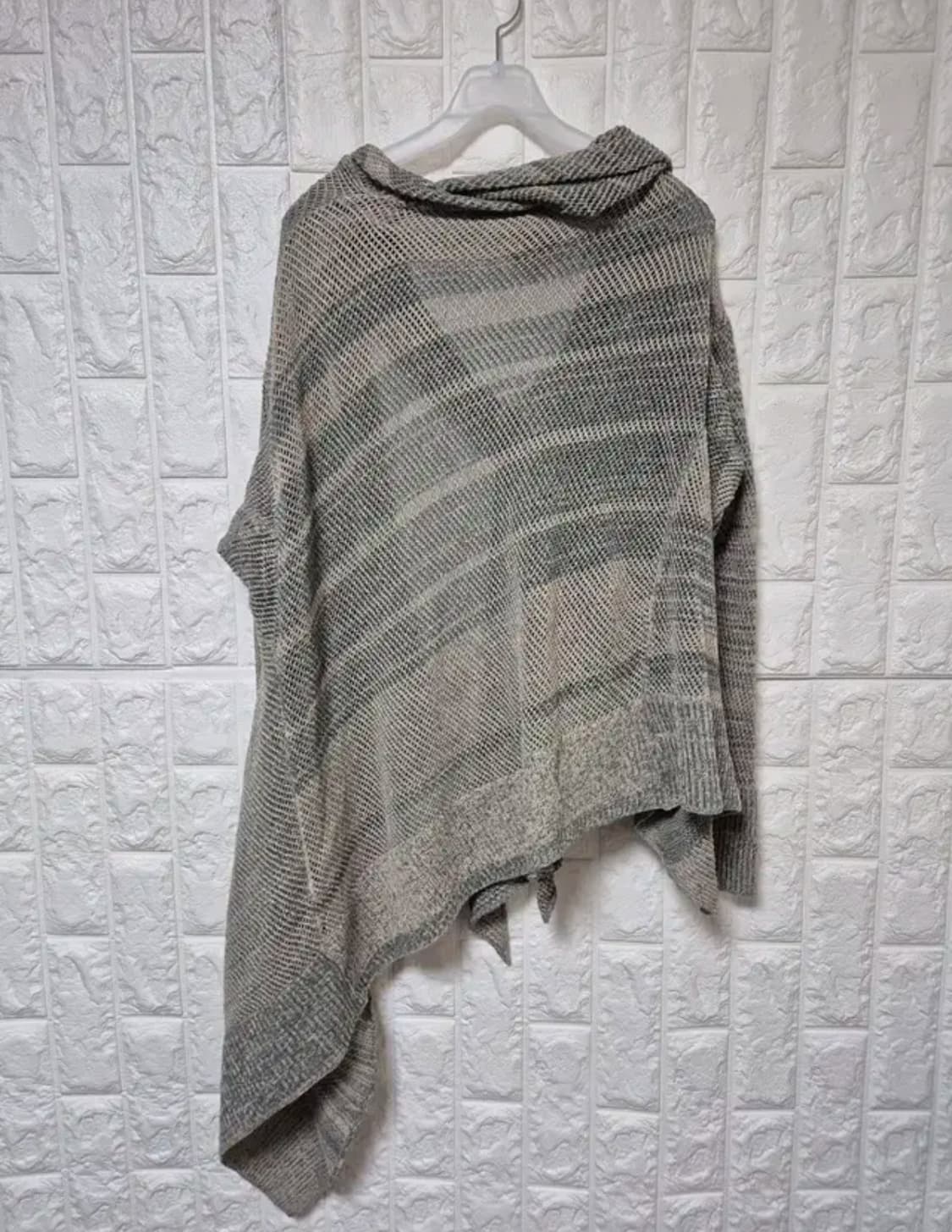 비비안웨스트우드 비대칭 스카프 가디건  상품이미지4