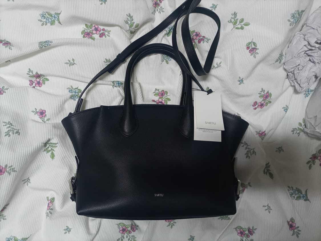 사르투 sartu 블랙 토트크로스백(크로스끈탈착됨) 상품이미지1