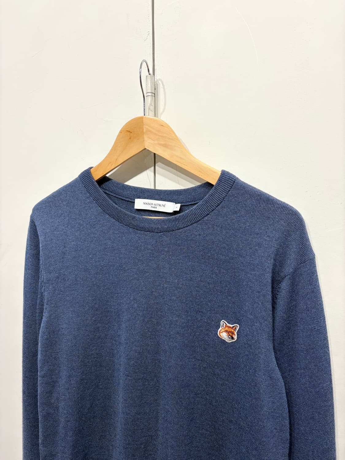 메종키츠네 폭스 헤드 패치 니트 상품이미지3