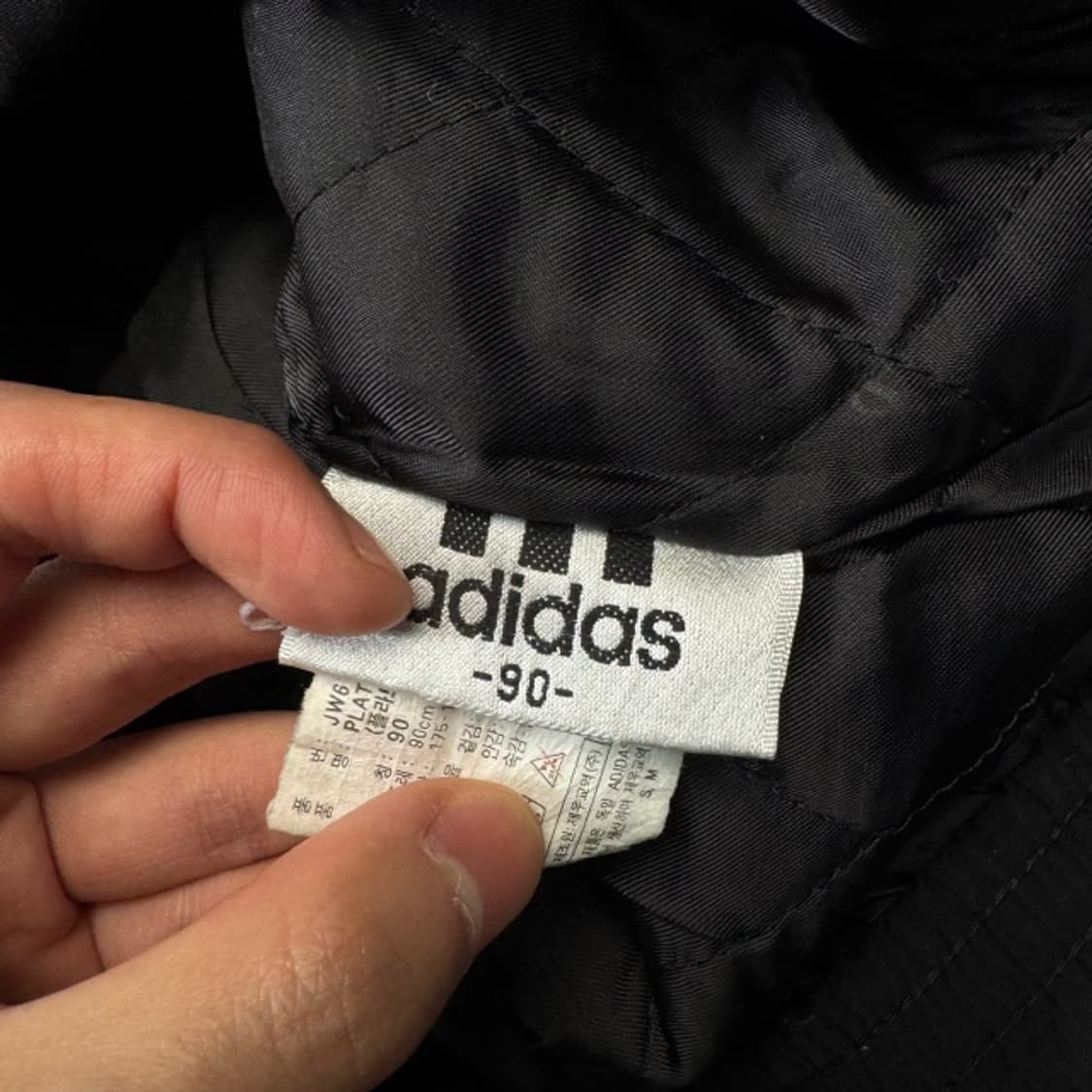 100 아디다스 올드스쿨 누빔 나일론 팬츠 상품이미지3