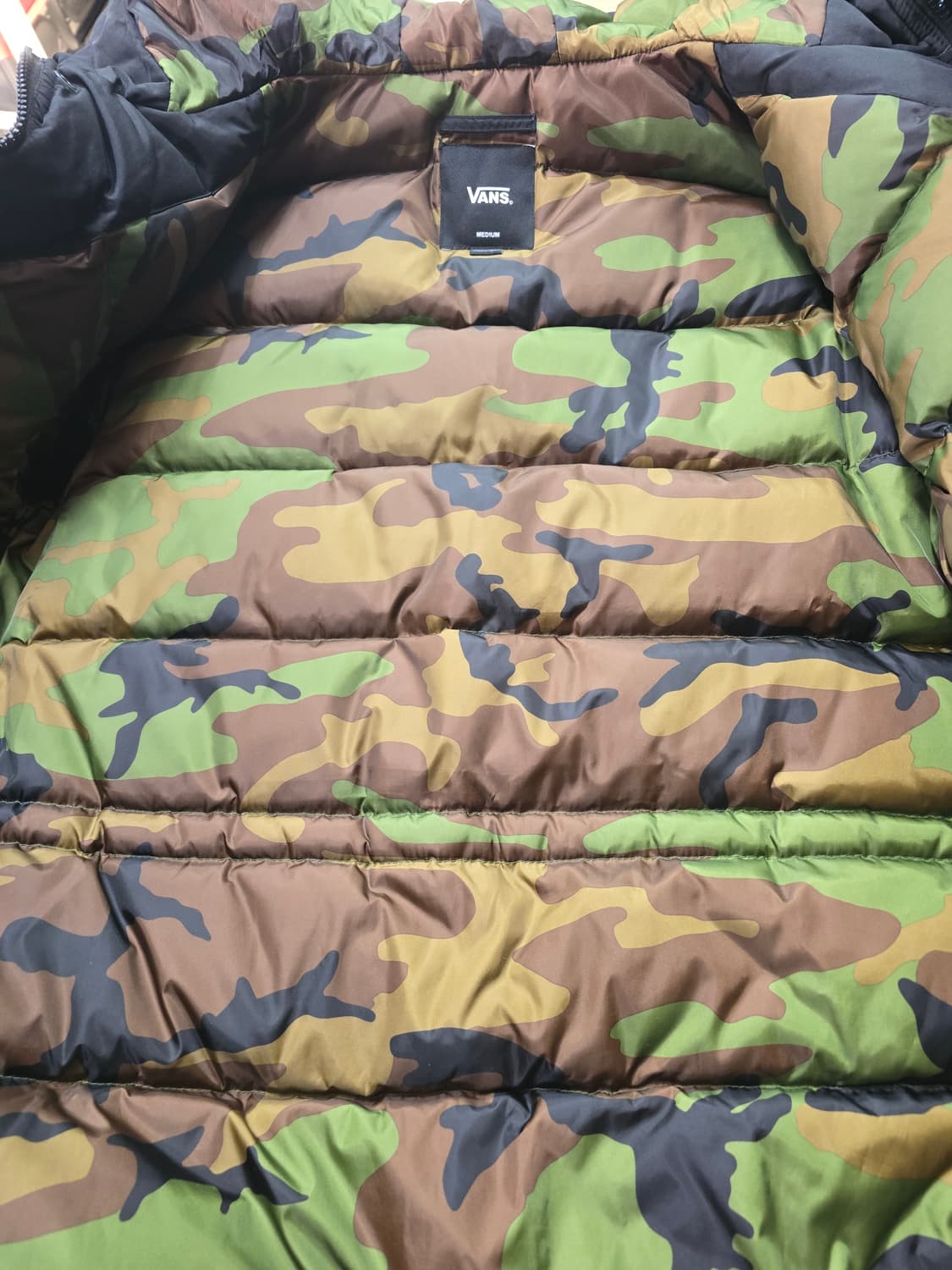 (M)[VANS] 반스 후드다운 패딩 점퍼 블랙 상품이미지4