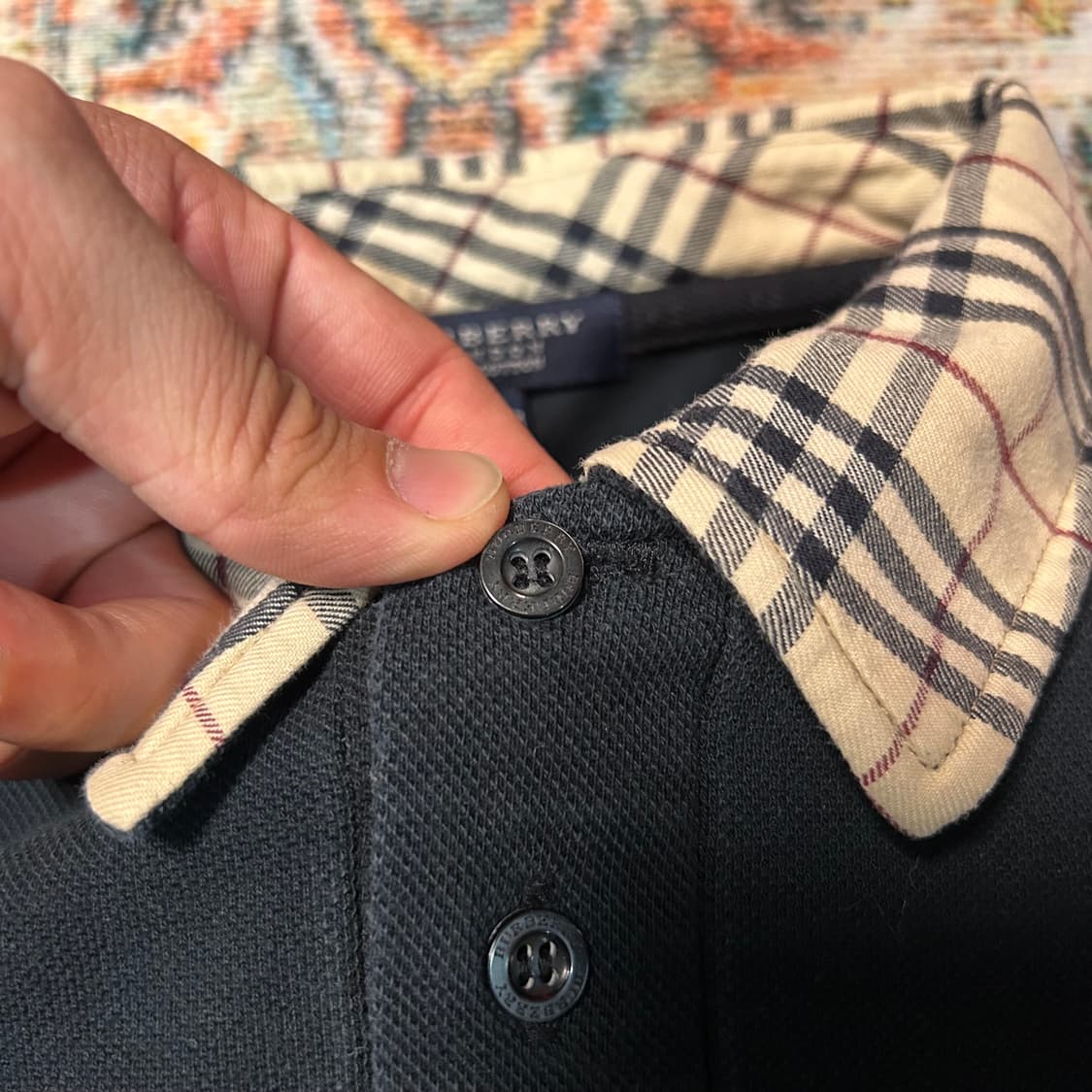 [L] 버버리 크롭핏 노바체크 카라 반팔 상품이미지3