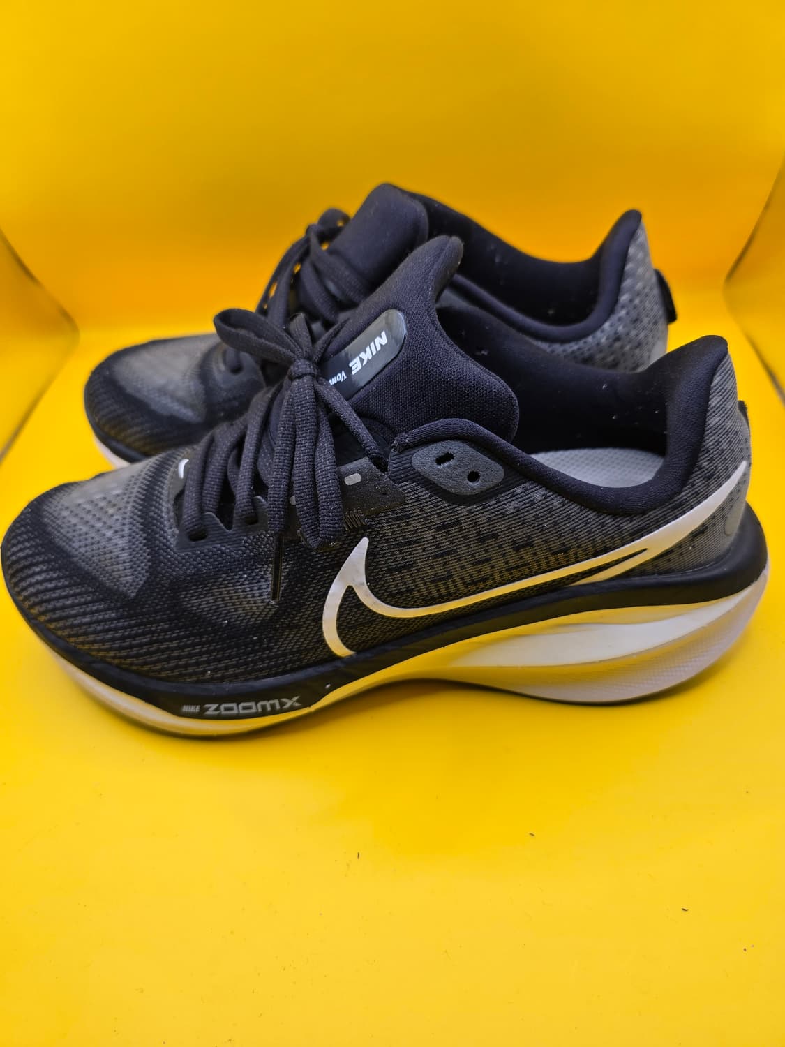 나이키 보메로17 러닝화 235 상품이미지1