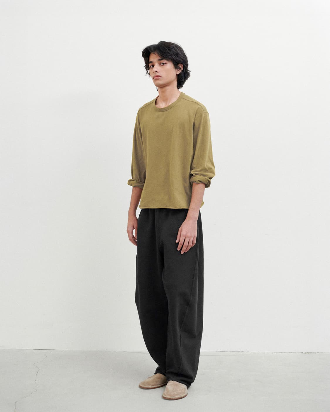 (3) 브라운야드 컷오프 롱슬리브 카키  상품이미지1