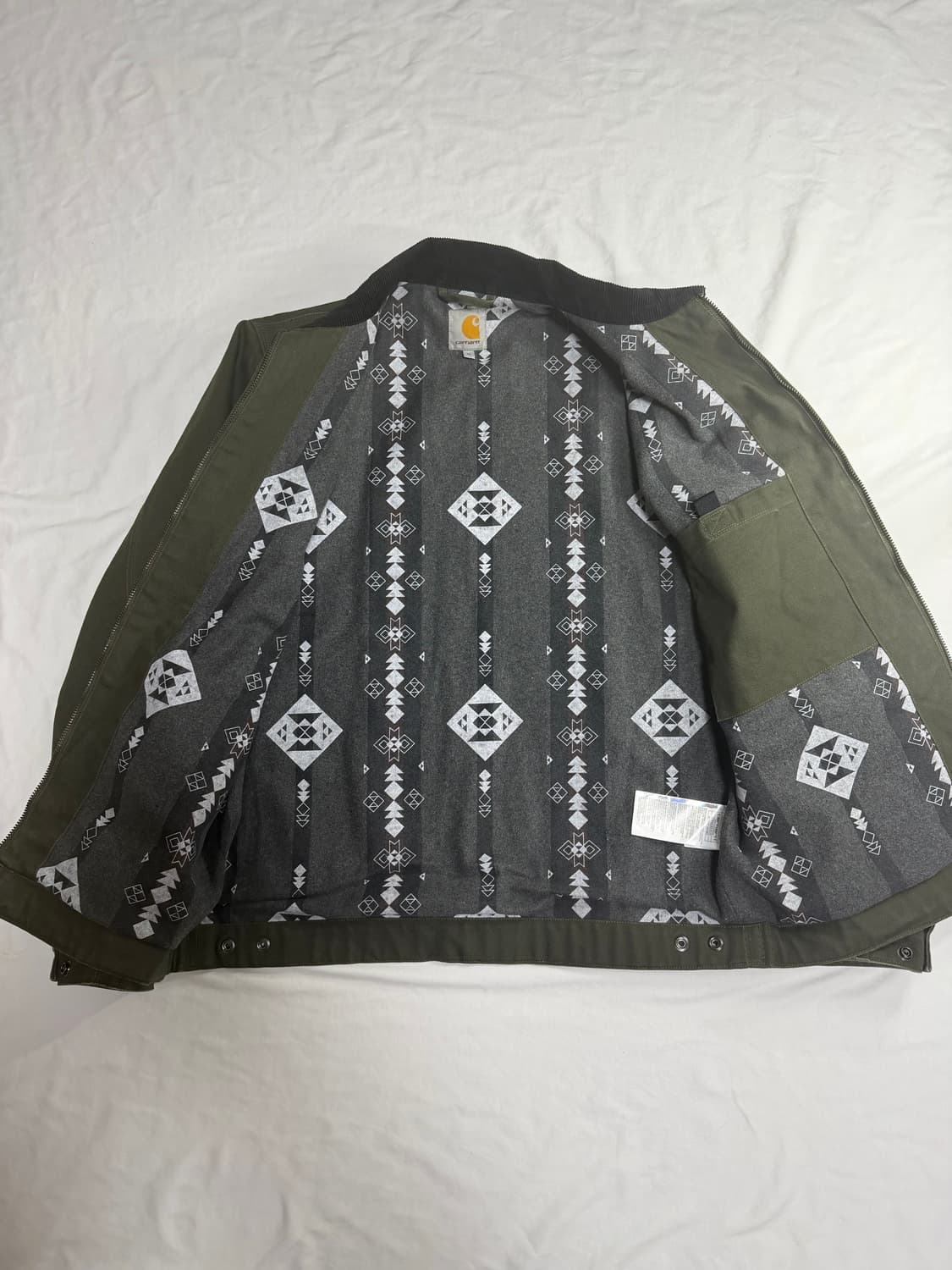 칼하트 디트로이트 올리브 다크그린 상품이미지2