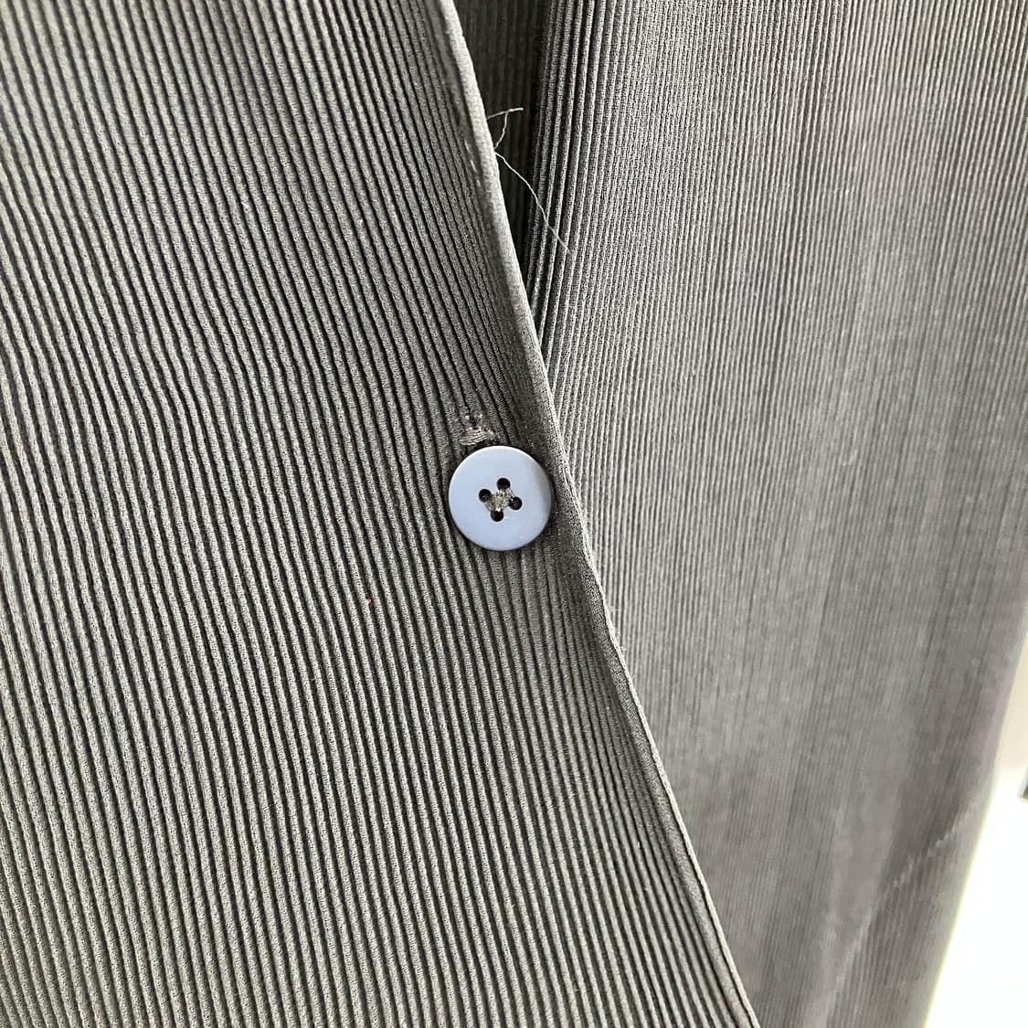 이세이 미야케 블랙 플리츠 롱 가디건 상품이미지5