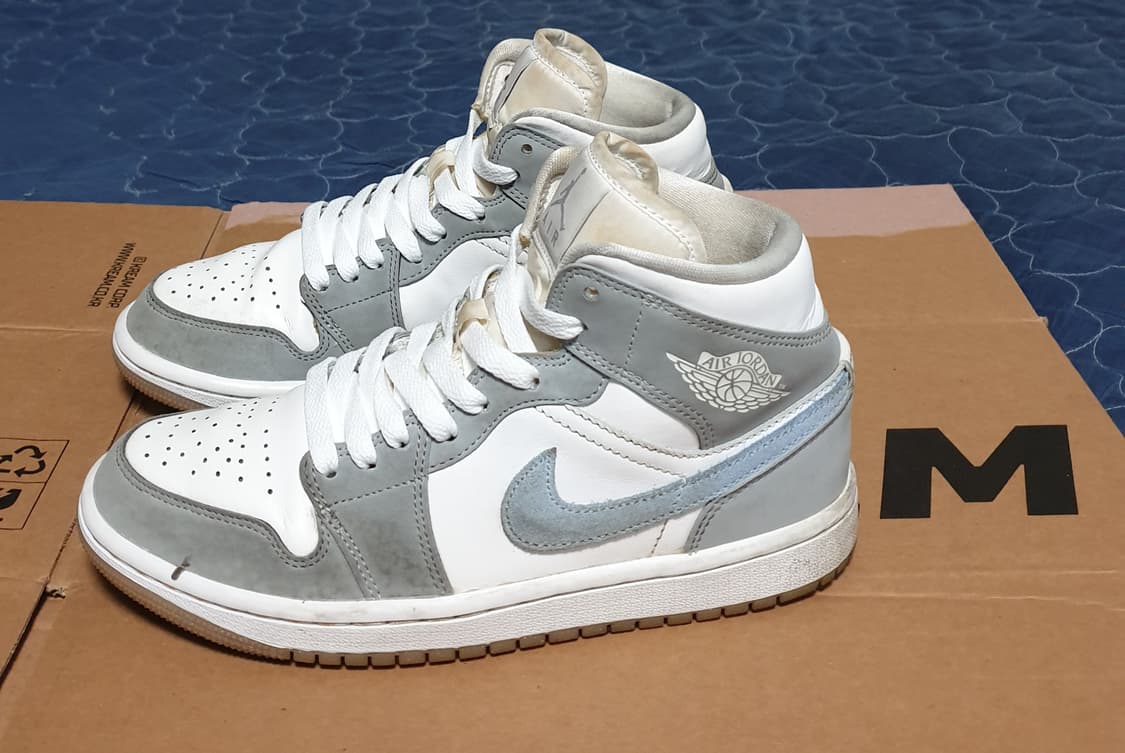 나이키 조던1 미드 울프 그레이 (230) 상품이미지2