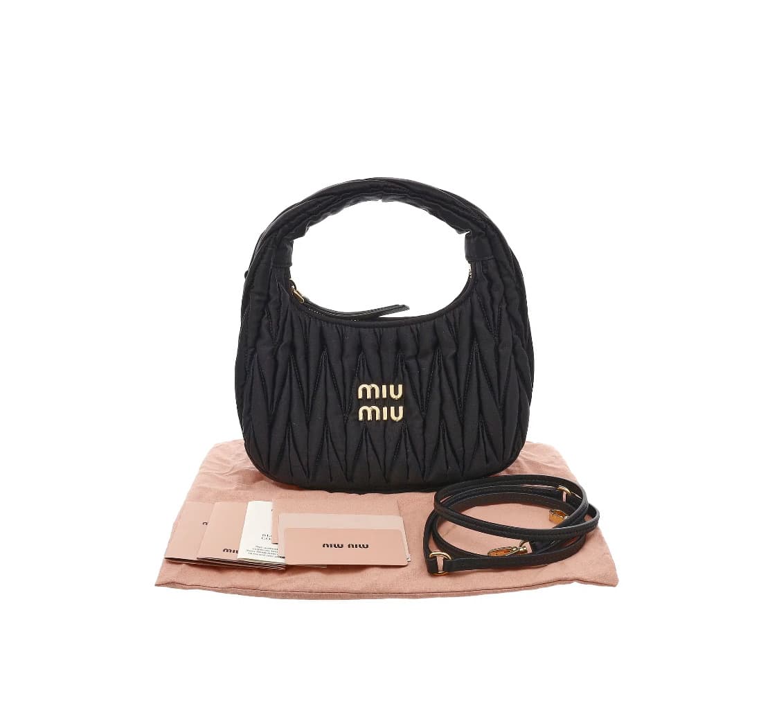 [S급] 미우미우 완더 마테라쎄 새틴 호보백 판매합니다!!! 상품이미지1