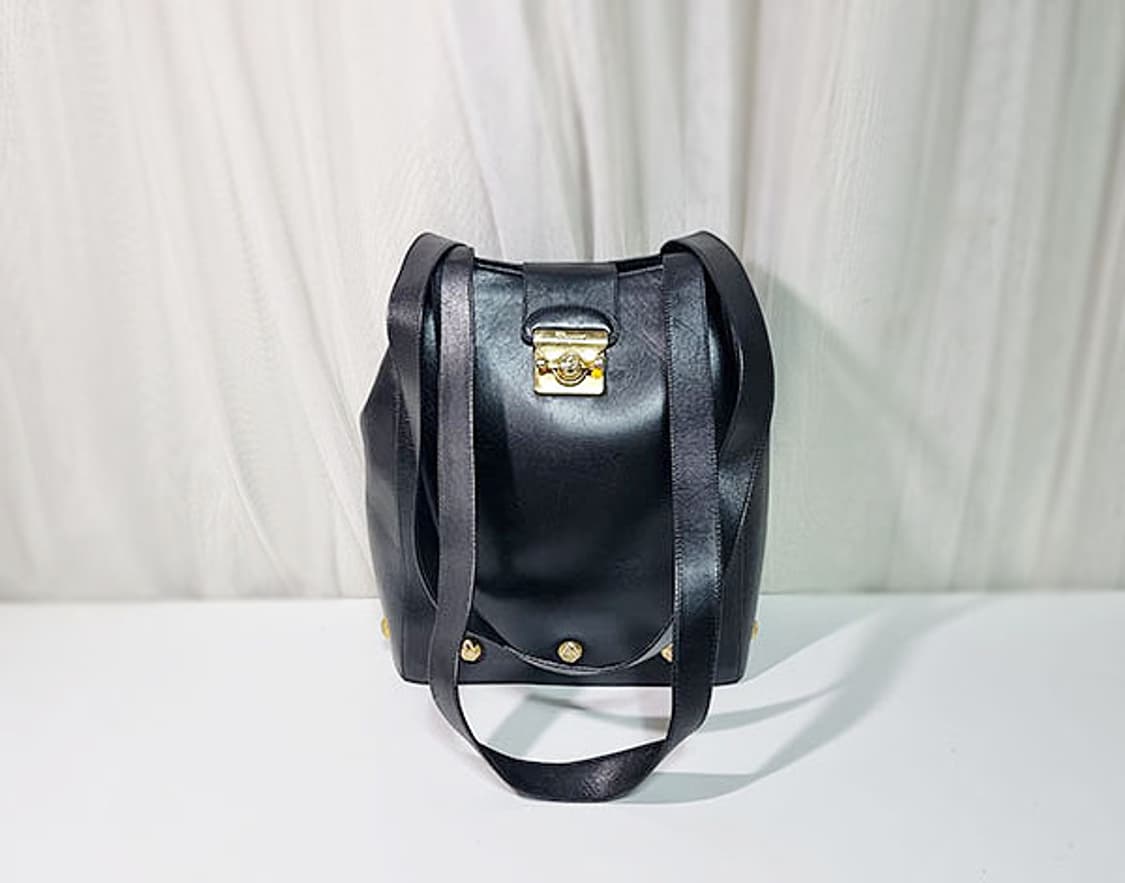 페라가모 숄더 상품이미지1